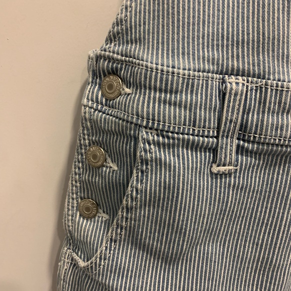 Brand: Old Navy Size: Small Blue and white stripped overalls - Picture 4 of 4